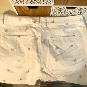 White bumble bee shorts